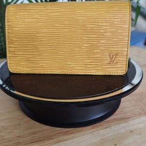 Louis Vuitton Epi great shape